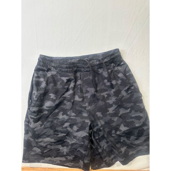 Lululemon Men Pace Breaker Black Camouflage unlined gym active shorts, size smal - Picture 1 of 7